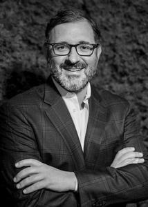 Dr Mandelaris headshot 2023 bw